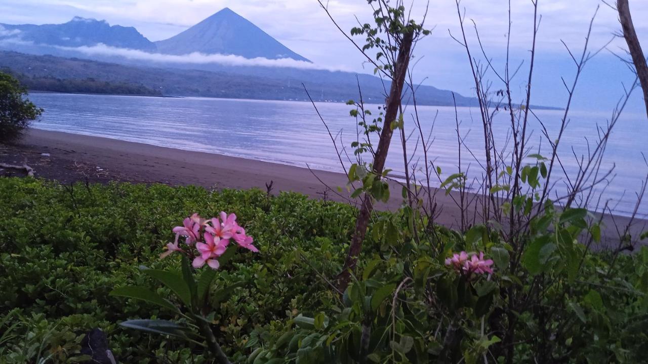 Gemo Beach 호텔 Keli 외부 사진